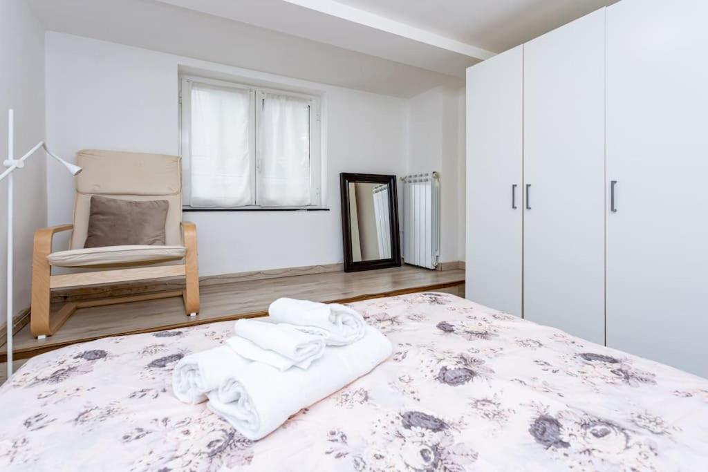 Apartment Adorno 2 - Affitti Brevi Italia Genua Exteriör bild