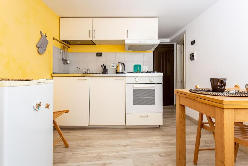 Apartment Adorno 2 - Affitti Brevi Italia Genua Exteriör bild