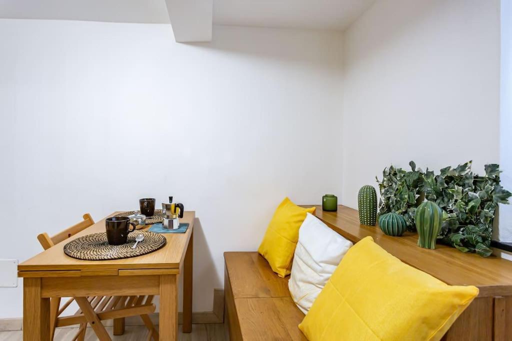 Apartment Adorno 2 - Affitti Brevi Italia Genua Exteriör bild